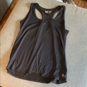 Black tank XL